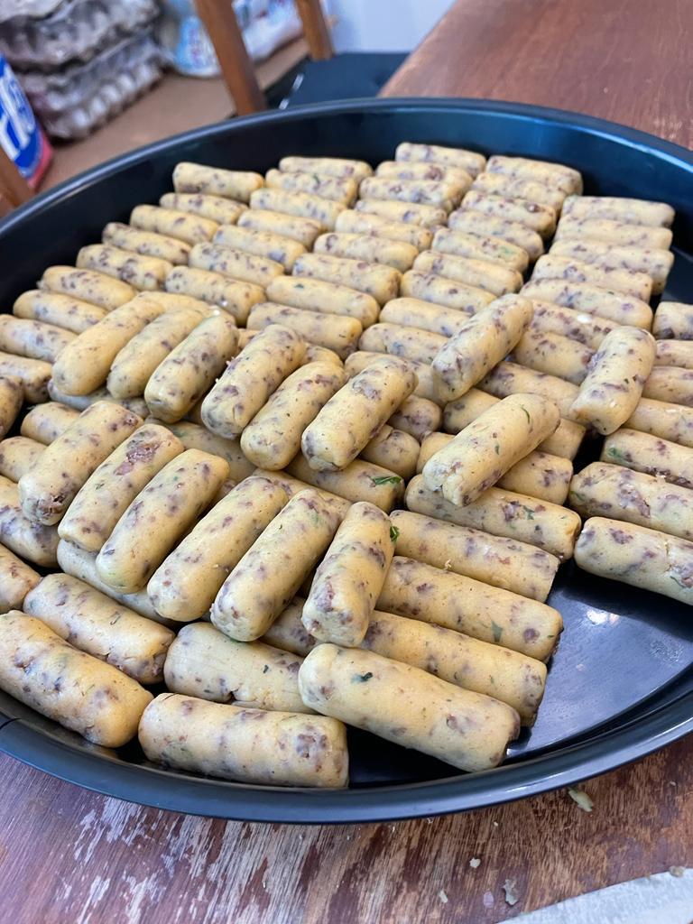 food Image bola cheese