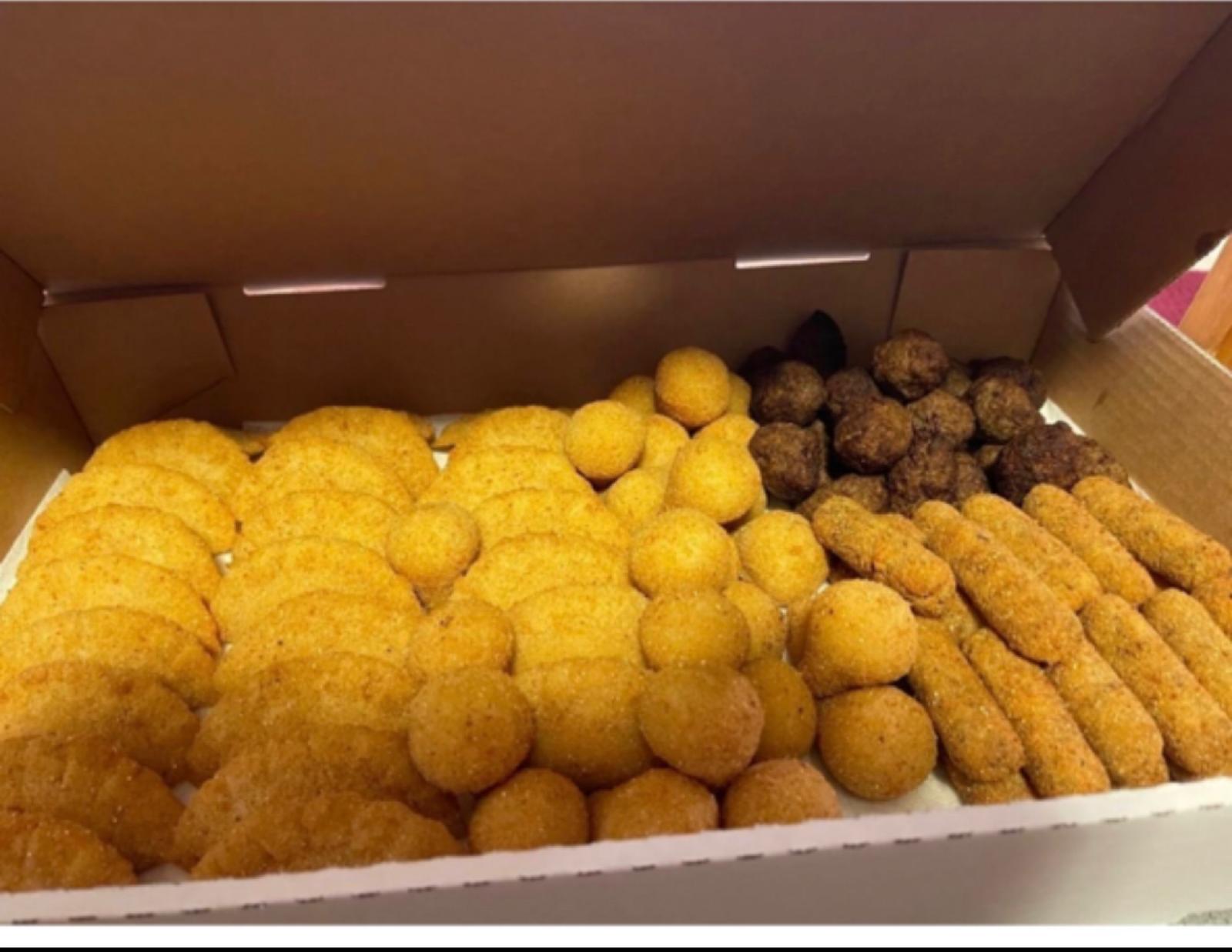food Image bola cheese