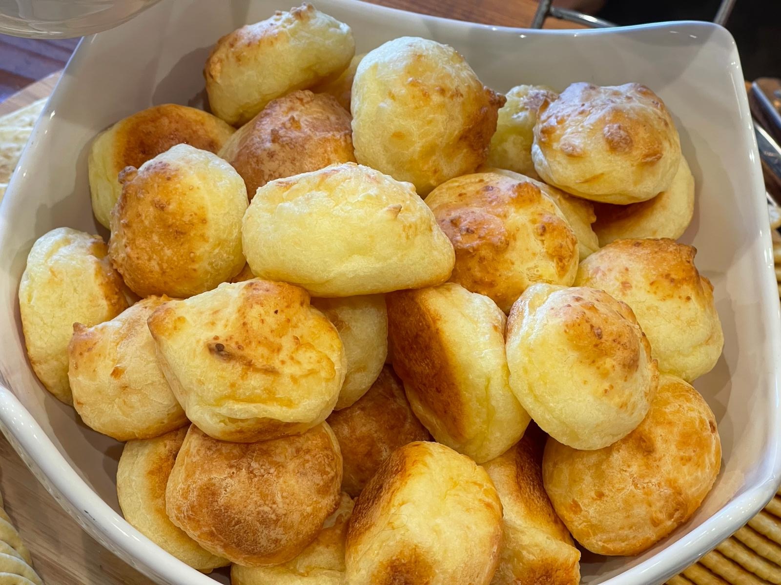 food Image bola cheese