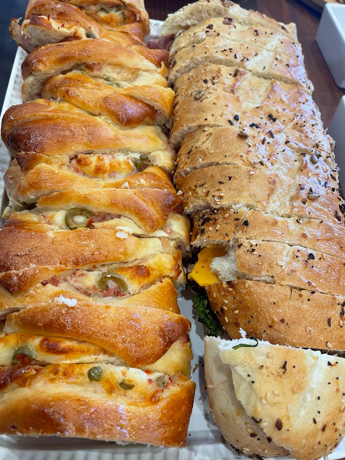 food Image bola cheese