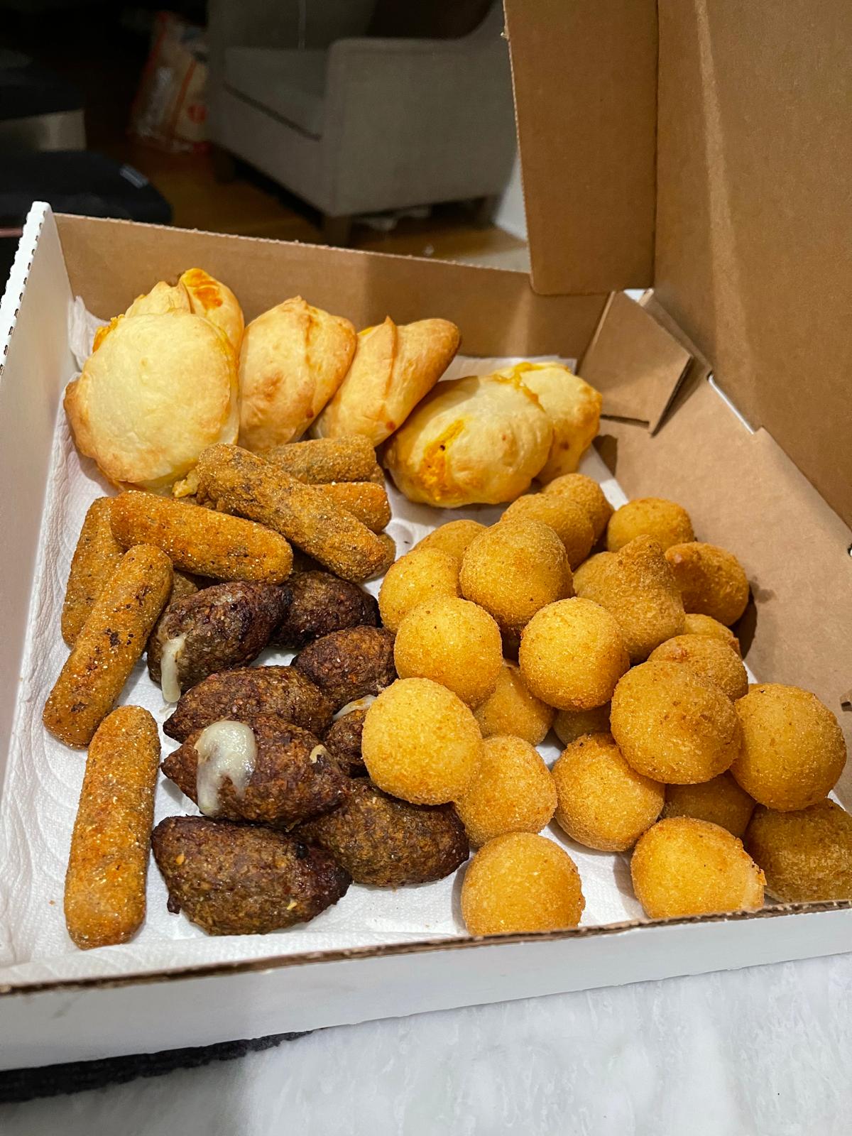 food Image bola cheese